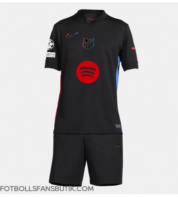 Barcelona Replika Bortatröja Barn 2024-25 Kortärmad (+ Korta byxor)
